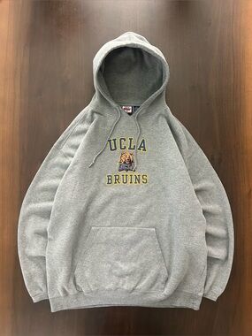 SOLD: VTG 2000’s Varsity Athletic UCLA Bruins Spellout Gray Heavyweight Size 2XL